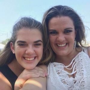 Meet your Posher, Madeline